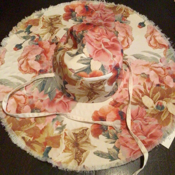 SALE ! Rare Wyeth super huge roses blooms sun hat